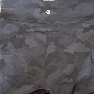 Lululemon Invigorate High-Rise Heritage 365 Camo Deep Coal Multi